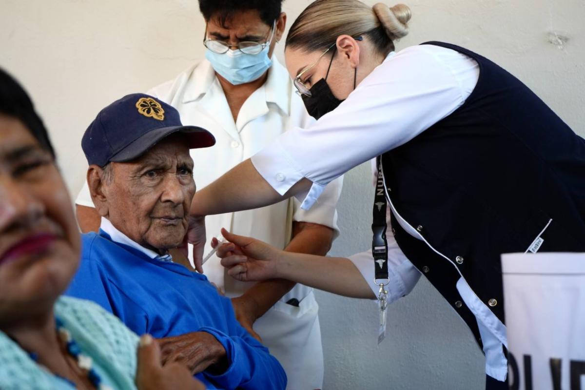 Invita Salud Sonora a vacunarse contra influenza y covid-19
