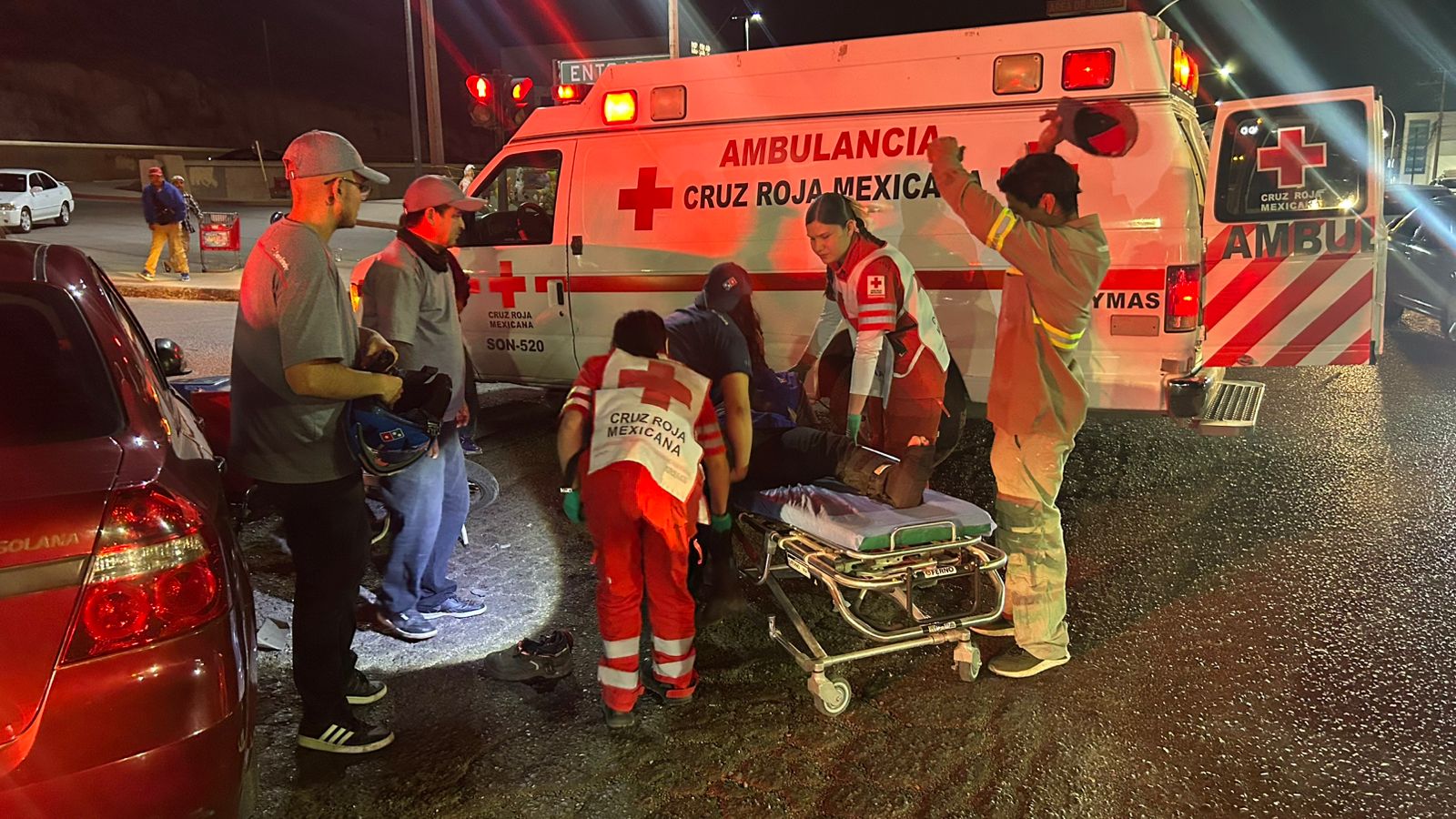 Resulta repartidor gravemente lesionado