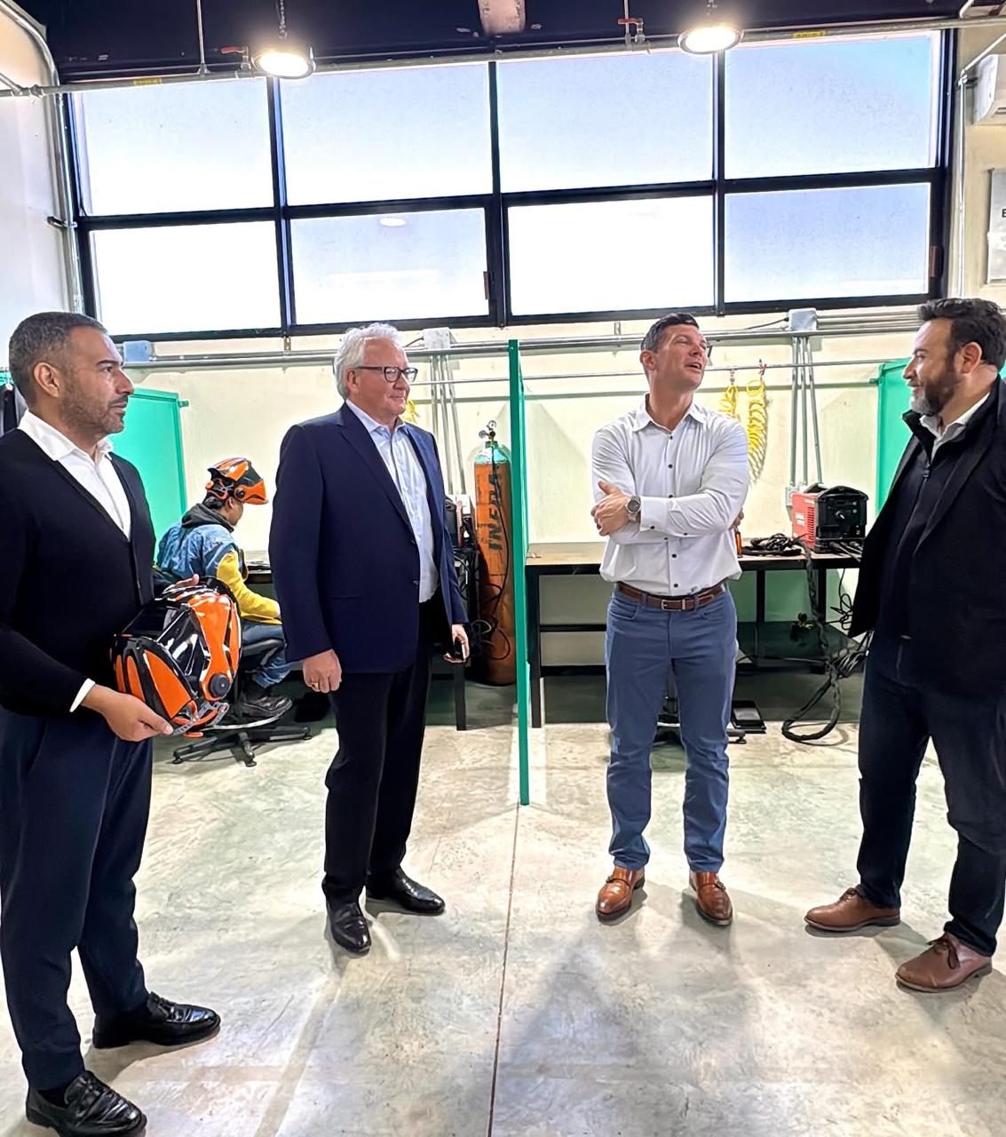 Fortalece UTGuaymas colaboración con empresa internacional dedicada al sector aeroespacial