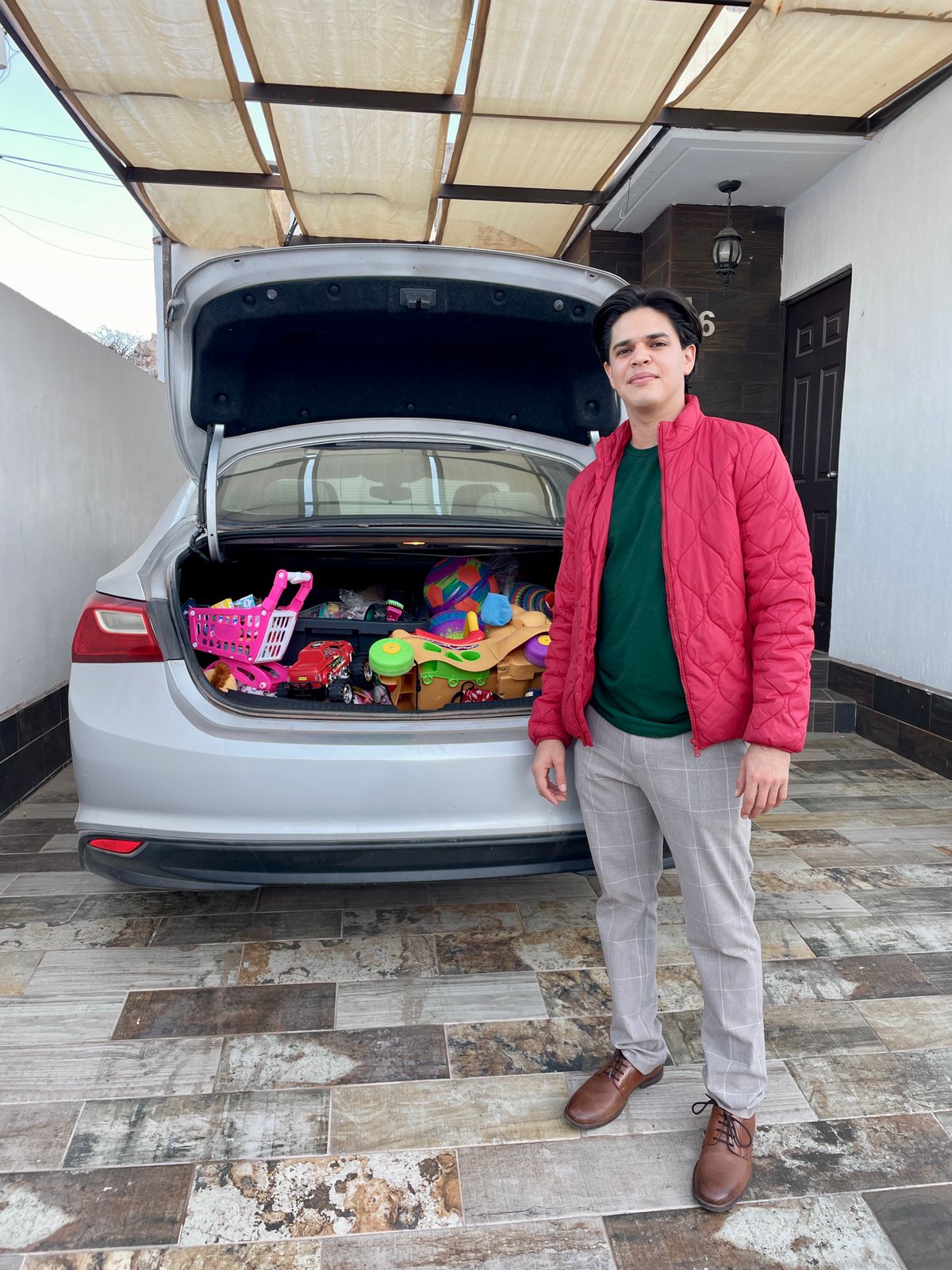 Lleva guaymense alegría a niñas y niños