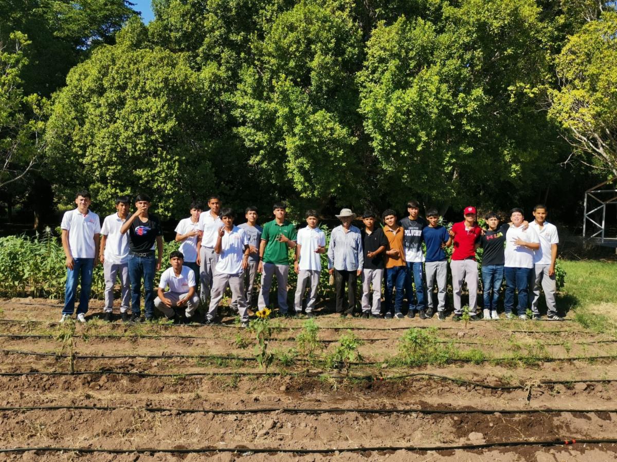 Consolida Cobach Sonora programa internacional de Escuela Agroecológica