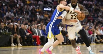 Lakers derrotan a Warriors