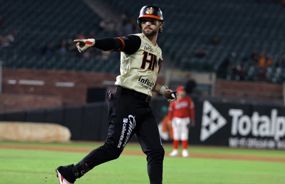 Naranjeros consigue barrida