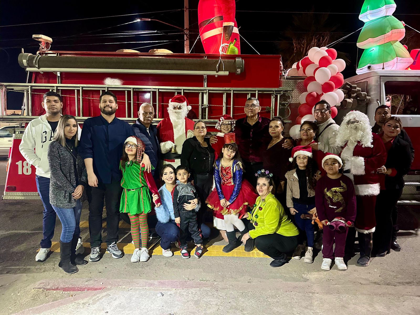 Gran Caravana Navideña llena de alegría a niñas y niños empalmenses