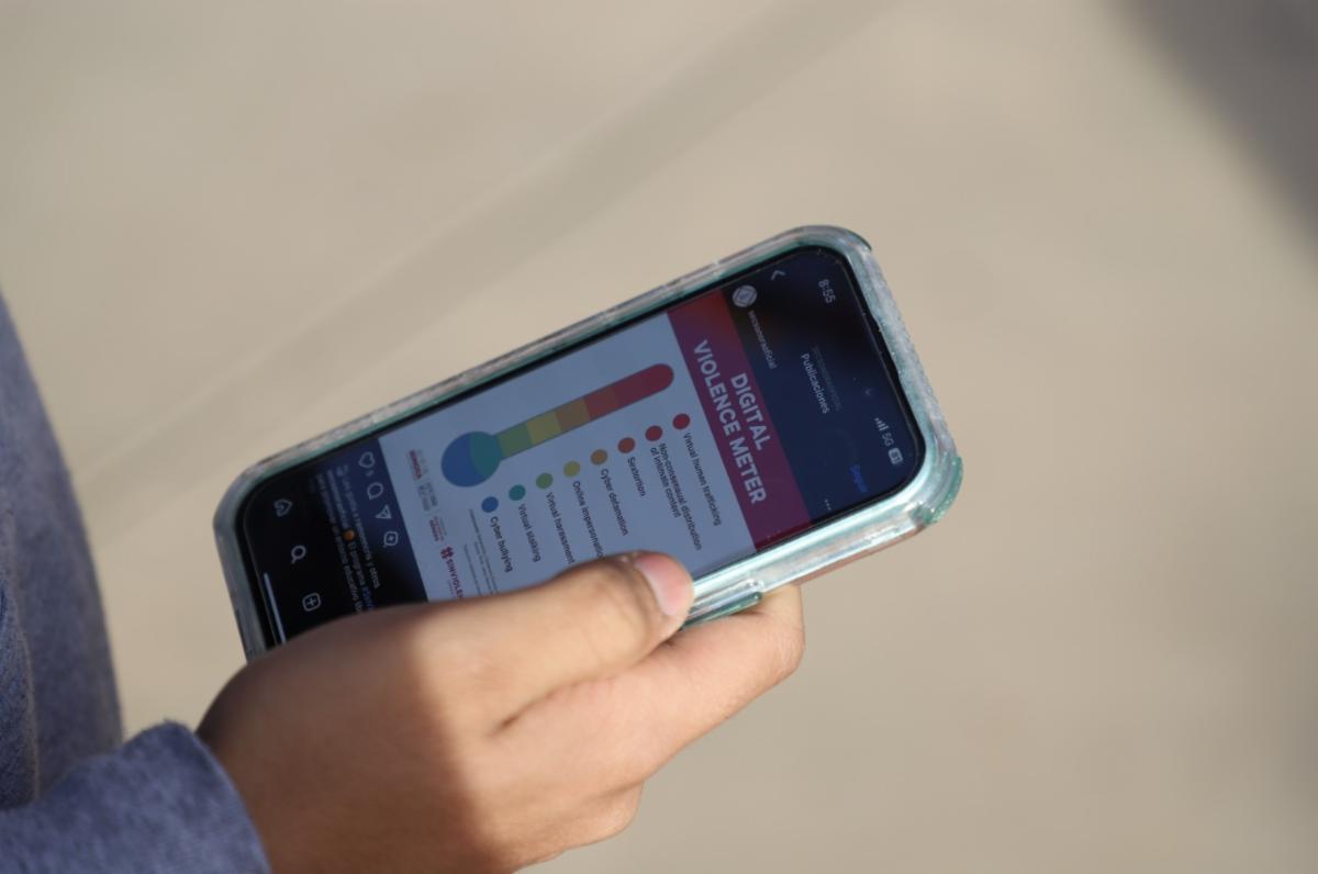 Estudiantes normalistas colaboran en traducción de Violentómetro Digital al inglés