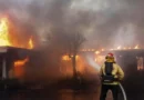 Dos muertos y más de 80,000 evacuados por los incendios que azotan Los Ángeles