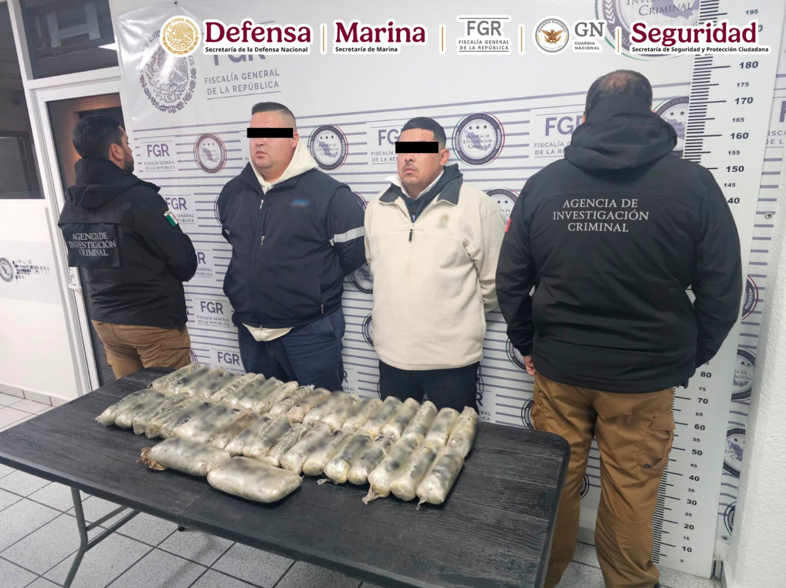 Aseguran fentanilo y heroína en Sonora y casi 4 mil kg de metanfetamina en Baja California