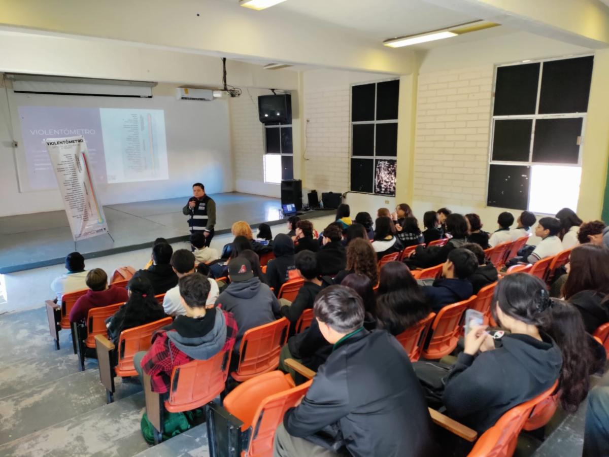 Difunde Sistema Salva programas orientados a prevenir la violencia familiar y de género