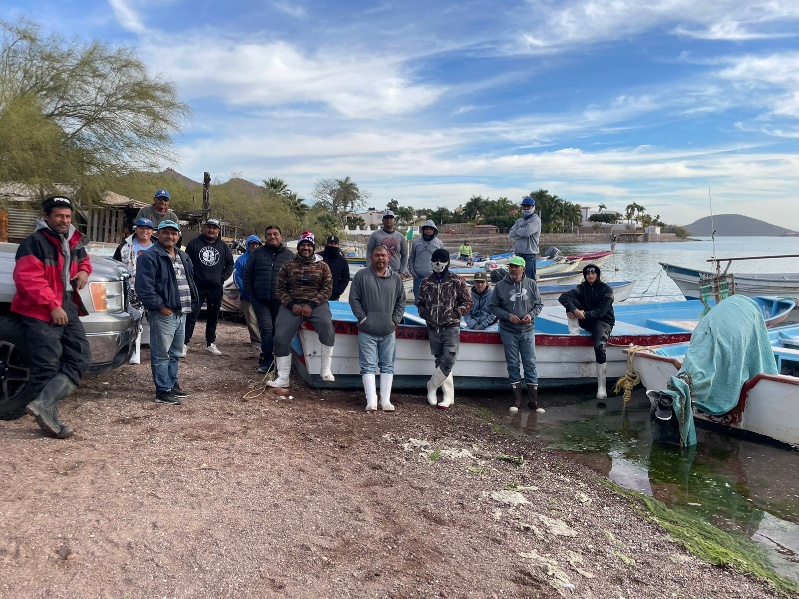 Piden pescadores ribereños salir a trabajar