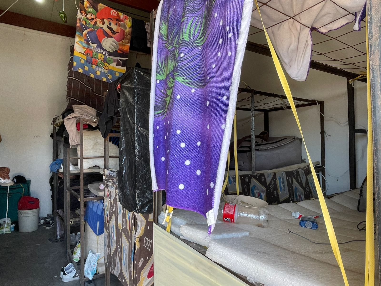 Abandonan sindicatos y autoridades a jornaleros agrícolas