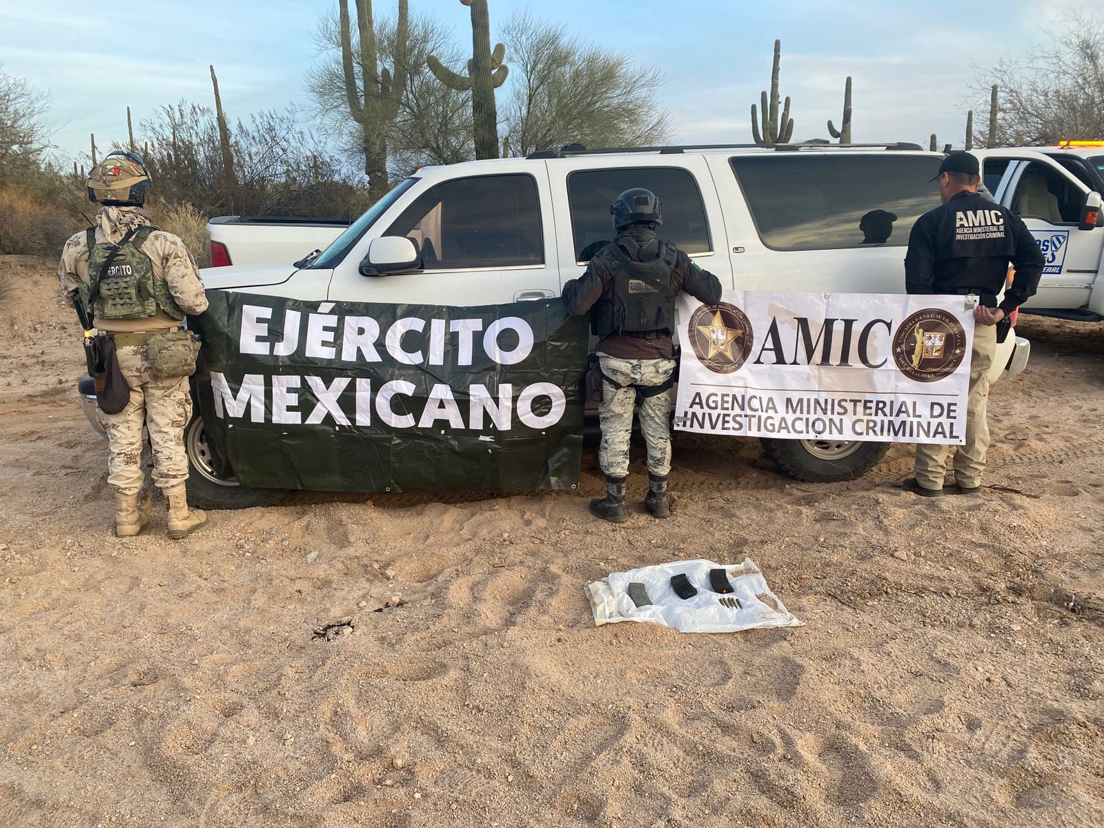 Operativo conjunto asegura vehículos y municiones en Sonoyta
