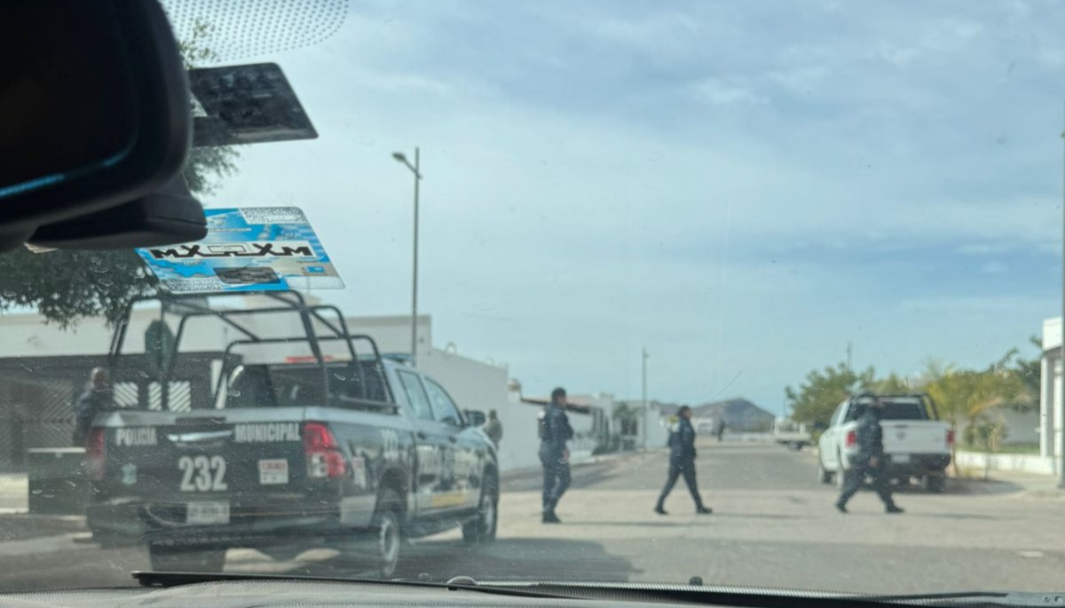 ‘Revientan’ casa de ladrones en San Carlos