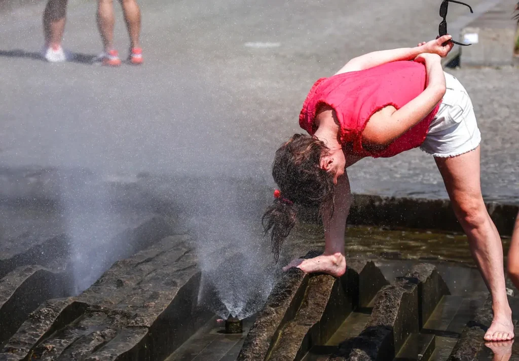 El 2024 fue el año más cálido a nivel mundial y primero que supera límite de los 1.5 ºC 1 calor berlin alemania 2024