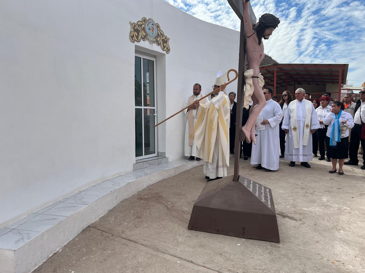 Al interior del Cereso se abre el Pórtico de la Esperanza