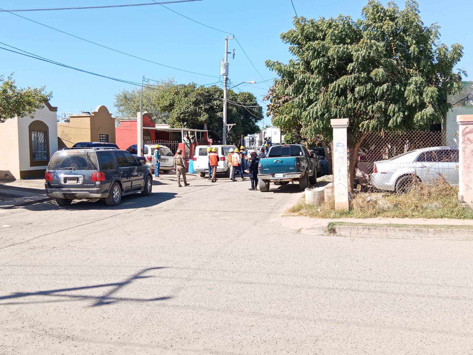 Después de cortar la luz CFE a residentes de Villa Dorada Dos, estos se reconectan y la vuelven a cortar