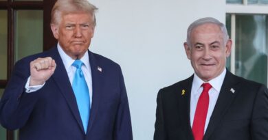 Trump asegura que los palestinos “no tienen alternativa” más que abandonar Gaza