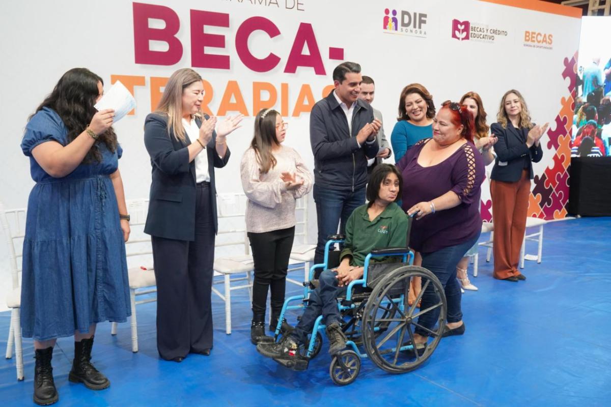 Beneficia Gobernador Durazo a personas con discapacidad intelectual a través de becaterapias: Froylán Gámez