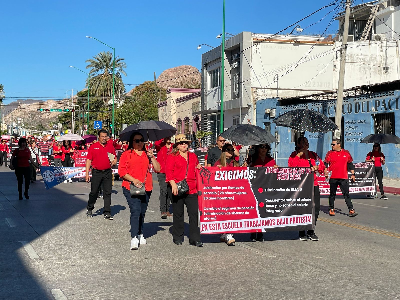 Se unen docentes contra reforma del ISSSTE