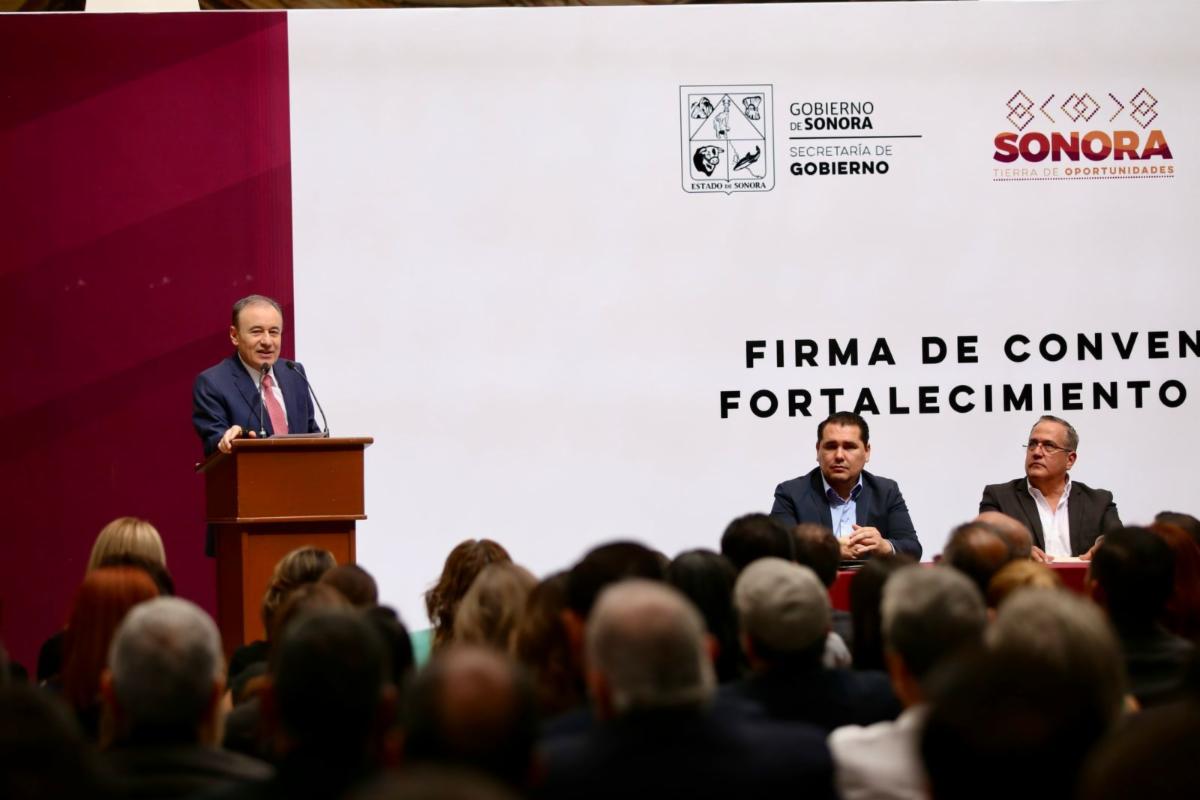 Gobernador Durazo logra descuentos notariales del 50% con Programa de Fortalecimiento Notarial