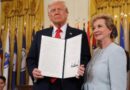 Trump firma orden ejecutiva para desmantelar el Departamento de Educación