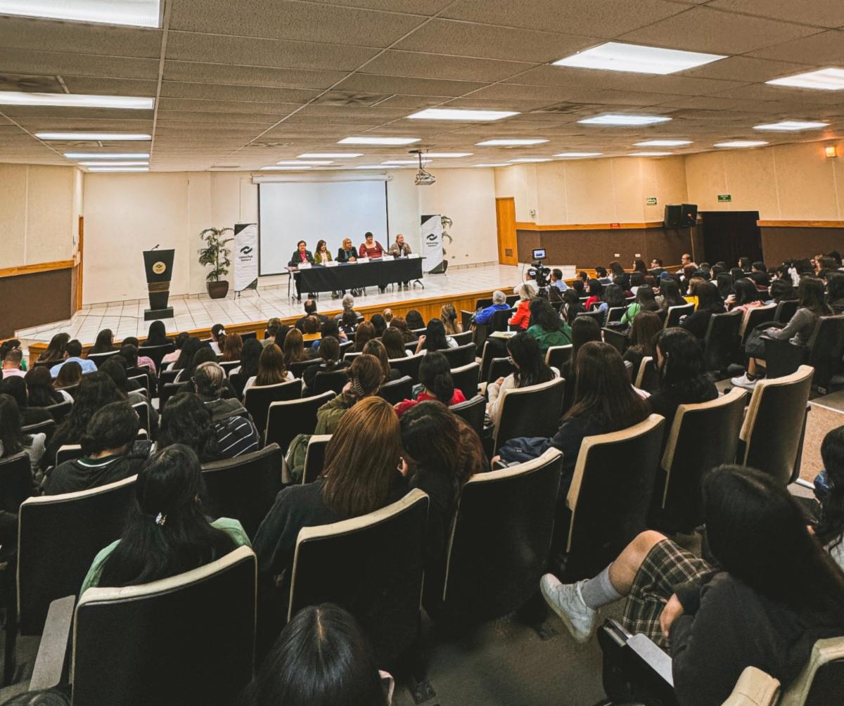 Inspira Gobierno de Sonora a alumnas de preparatoria y universidad a ser líderes