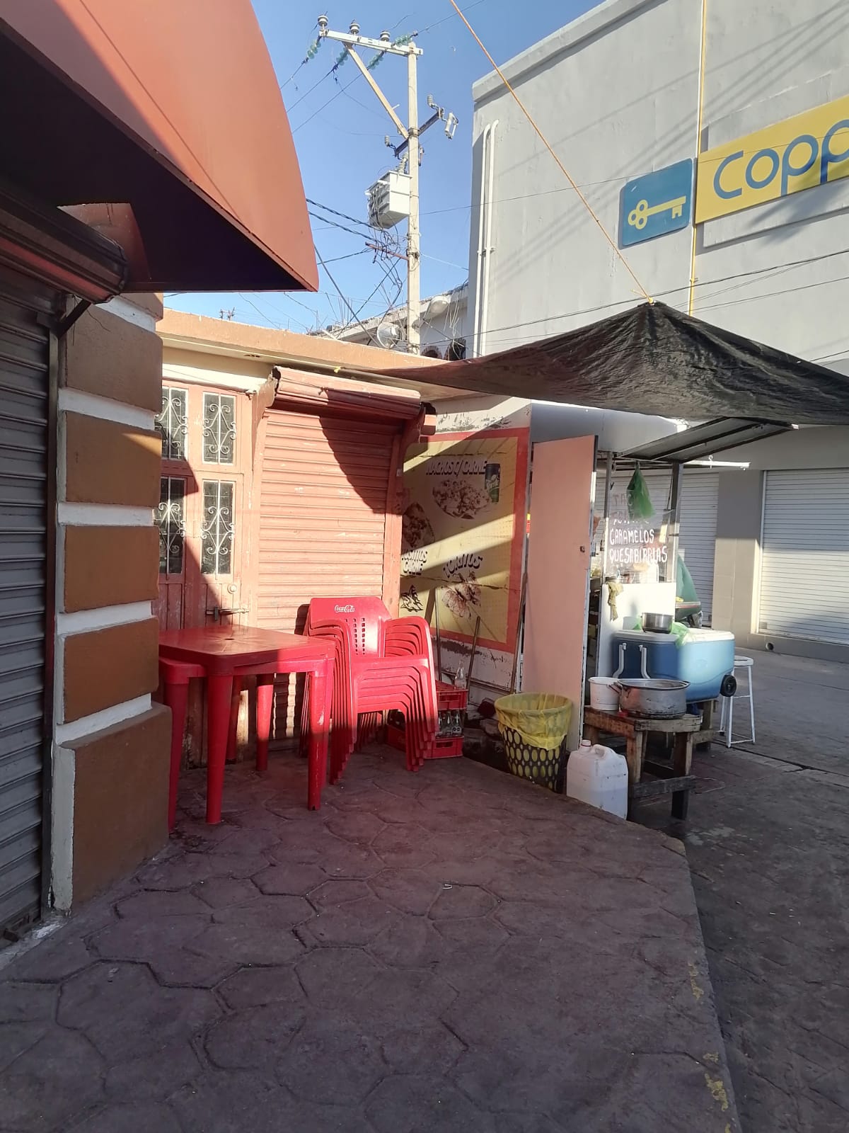 Denuncian obstrucción en mercado municipal