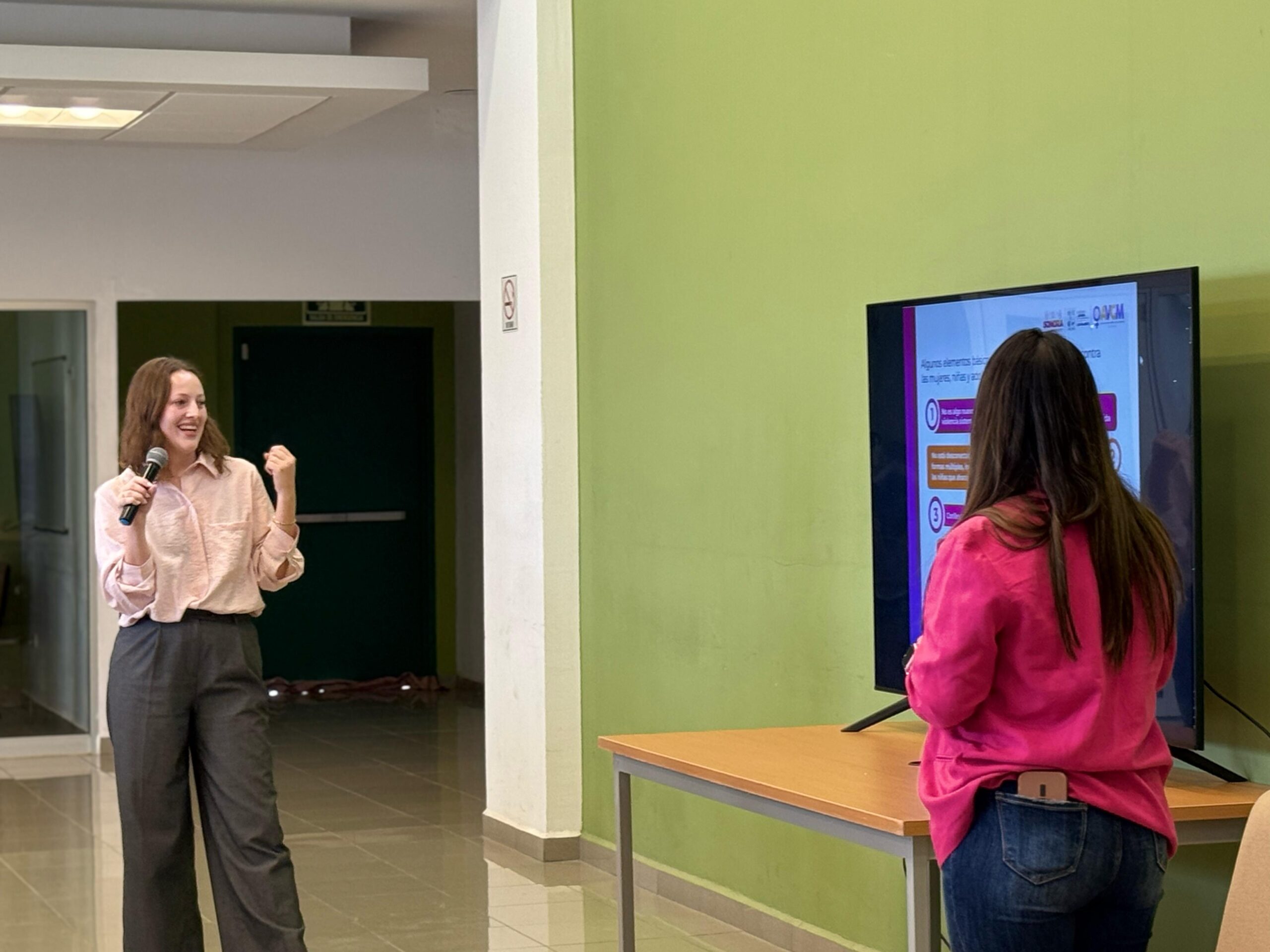 Lleva IMM conferencia ‘Violencia contra la mujer en el espacio digital’ a jóvenes de Conalep e Itson