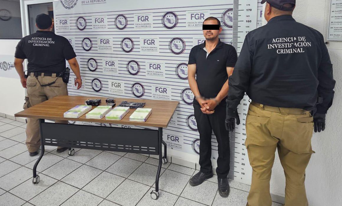 Detienen a conductor de autobús en Sonora con más de 4 kilos de fentanilo