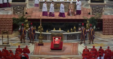 El próximo papa enfrentará una crisis económica: caen las donaciones a la Iglesia y se anticipa una revisión del gasto