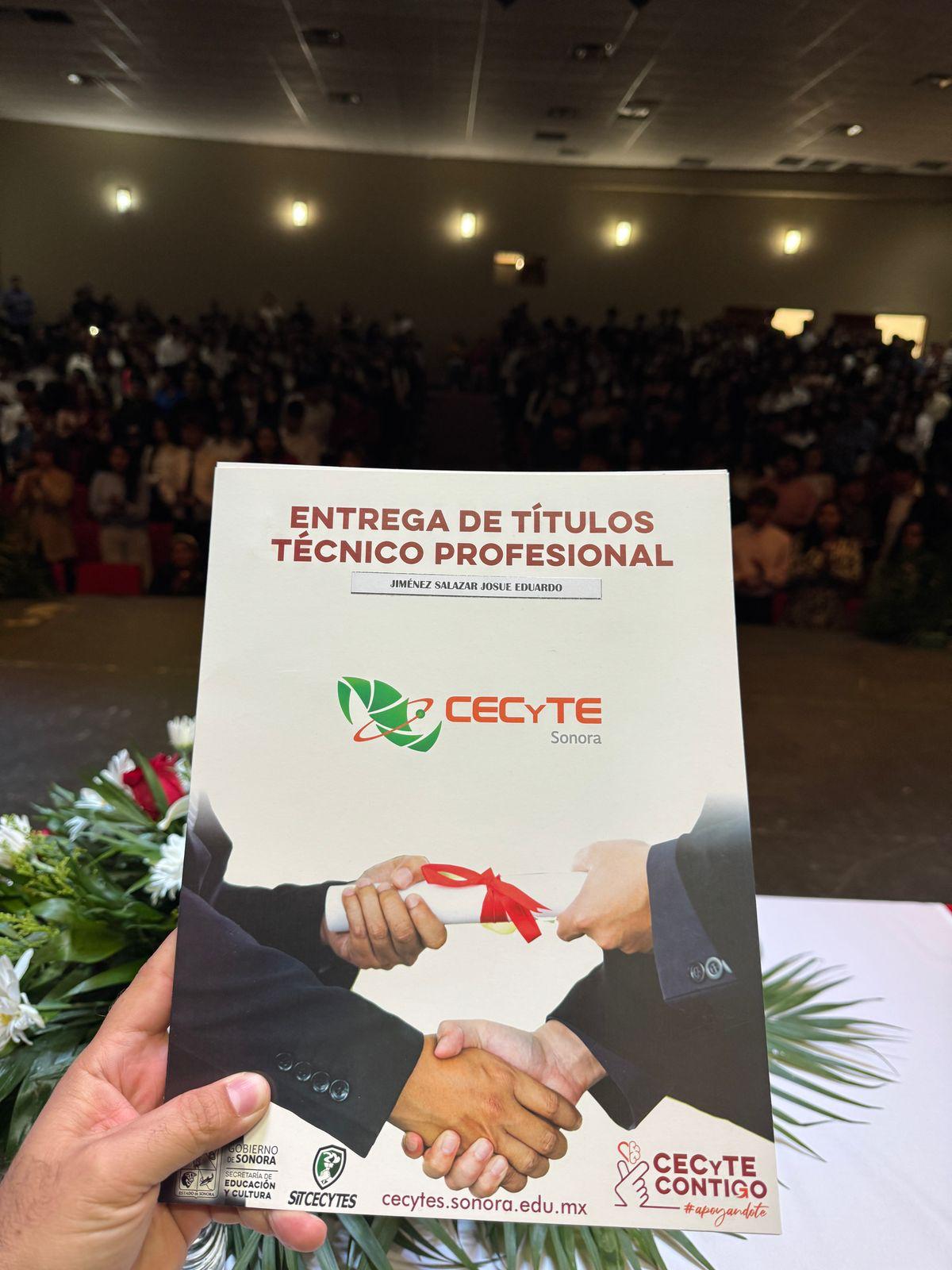 Entrega Gobierno de Sonora más de mil 200 certificados de educación profesional técnica: Cecyte