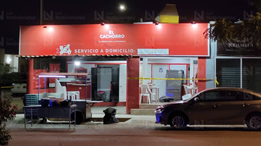 Ataque armado en taquería de Mazatlán deja dos policías muertos y cuatro heridos 1 106