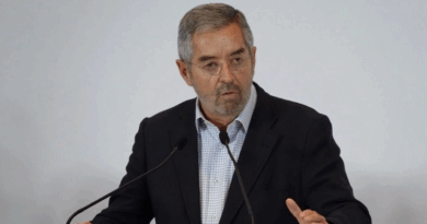 El canciller Juan Ramón de la Fuente representará a México en el Foro China-Celac