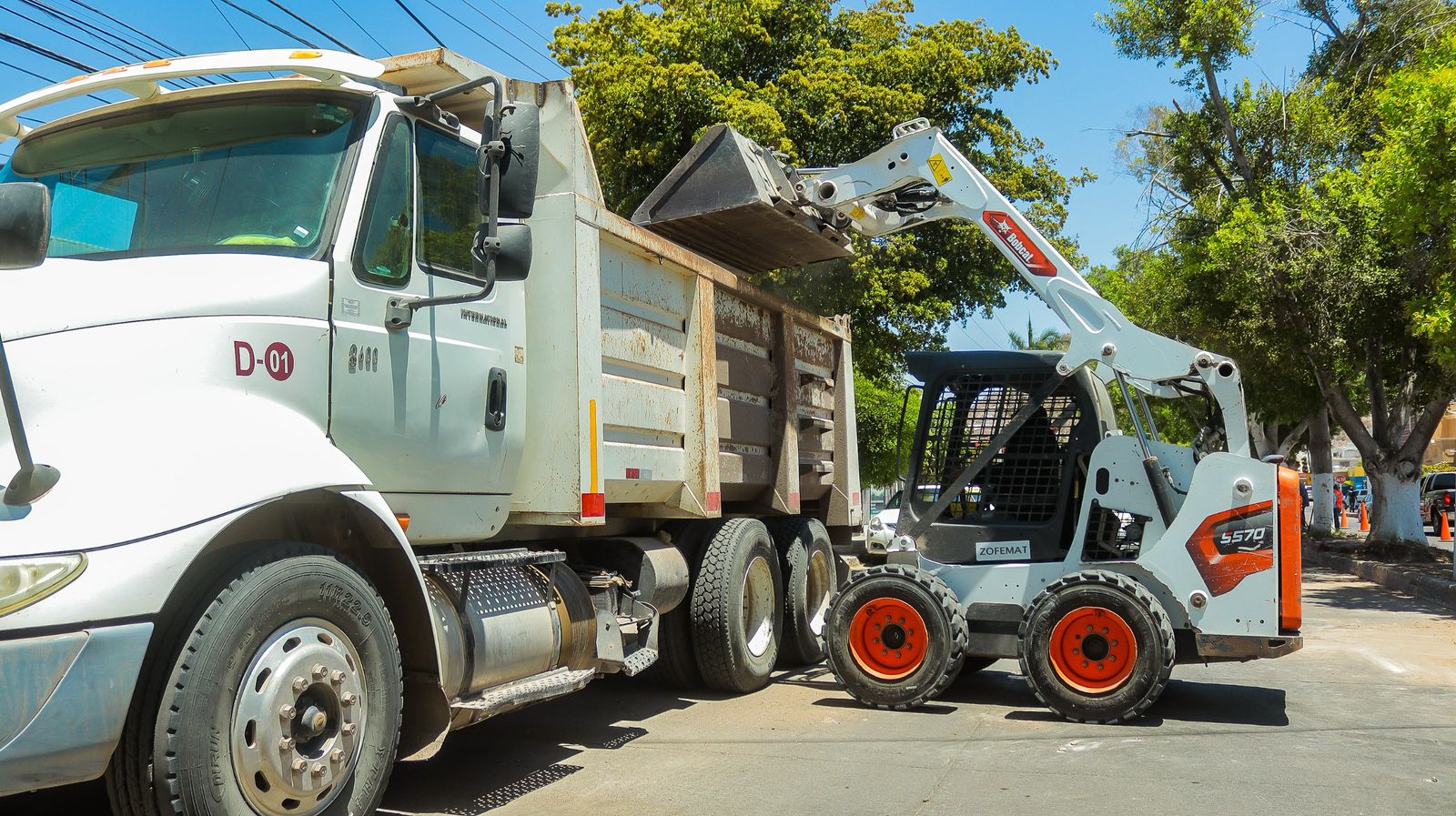 Retiran 110 toneladas de basura