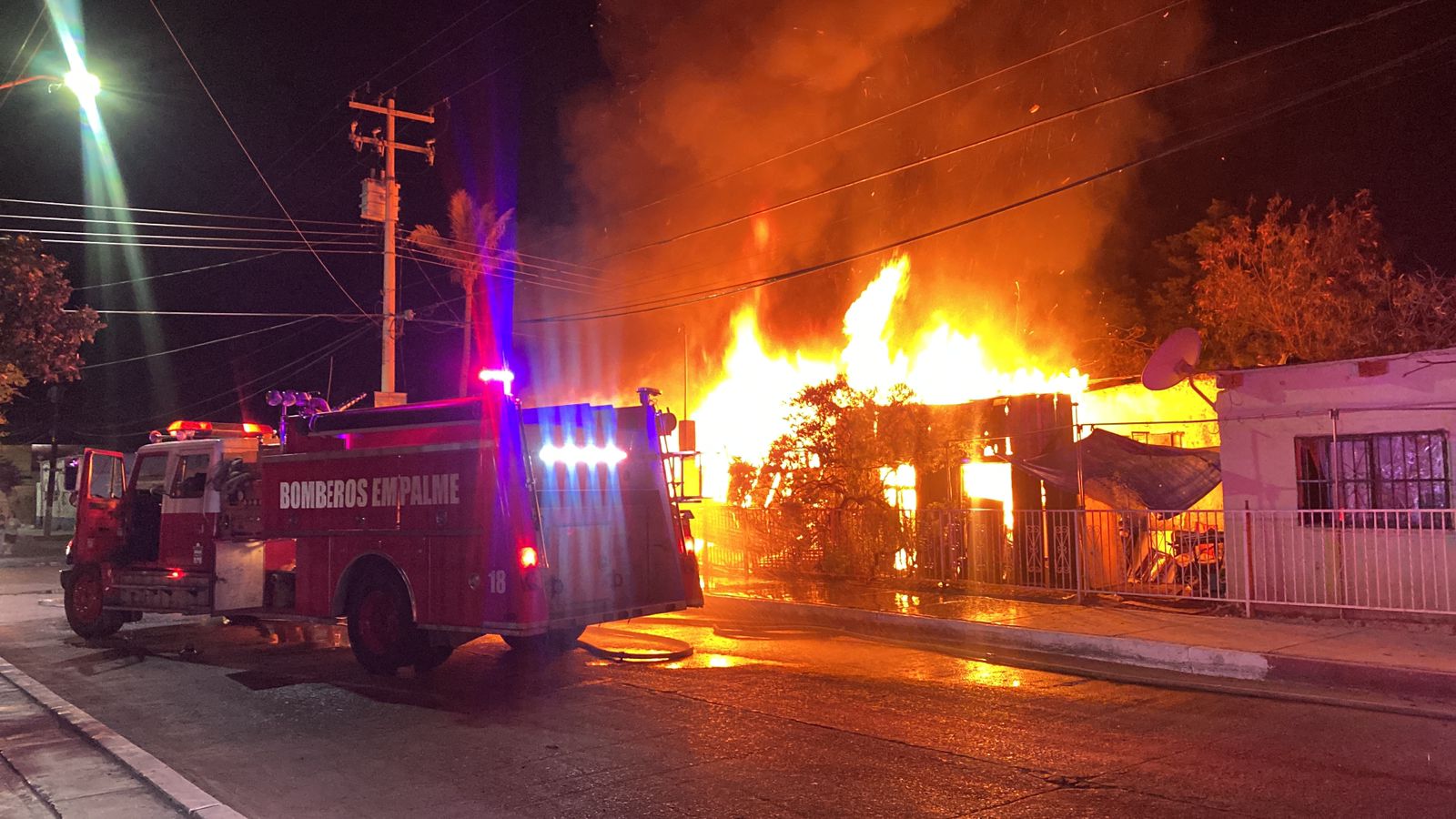 Siguen incendios en viviendas antiguas en Empalme
