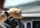 Se Descuida Del Volante Choca Por Retroceso