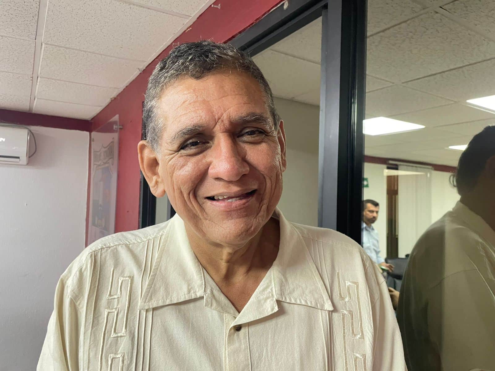 Se inicia el pago de sueldos atrasados: Alcalde Luis Fuentes