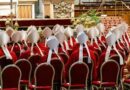 Los cardenales se reunirán dos veces el lunes antes del cónclave
