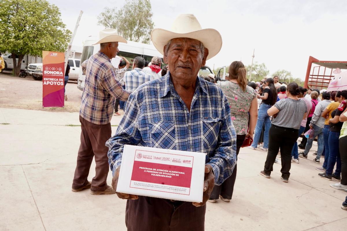 Entrega Gobierno de Sonora proyectos productivos y alimentarios en Quiriego