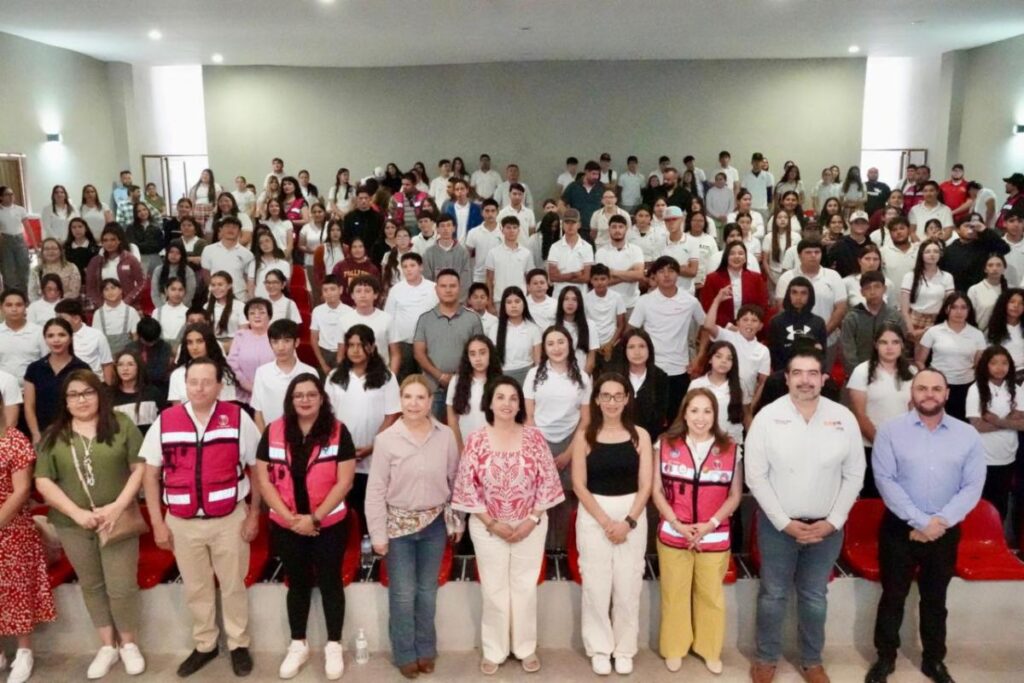 Lleva Gobierno del Estado brigada DIF Sonora Para Ti al municipio de Bavispe 1 668