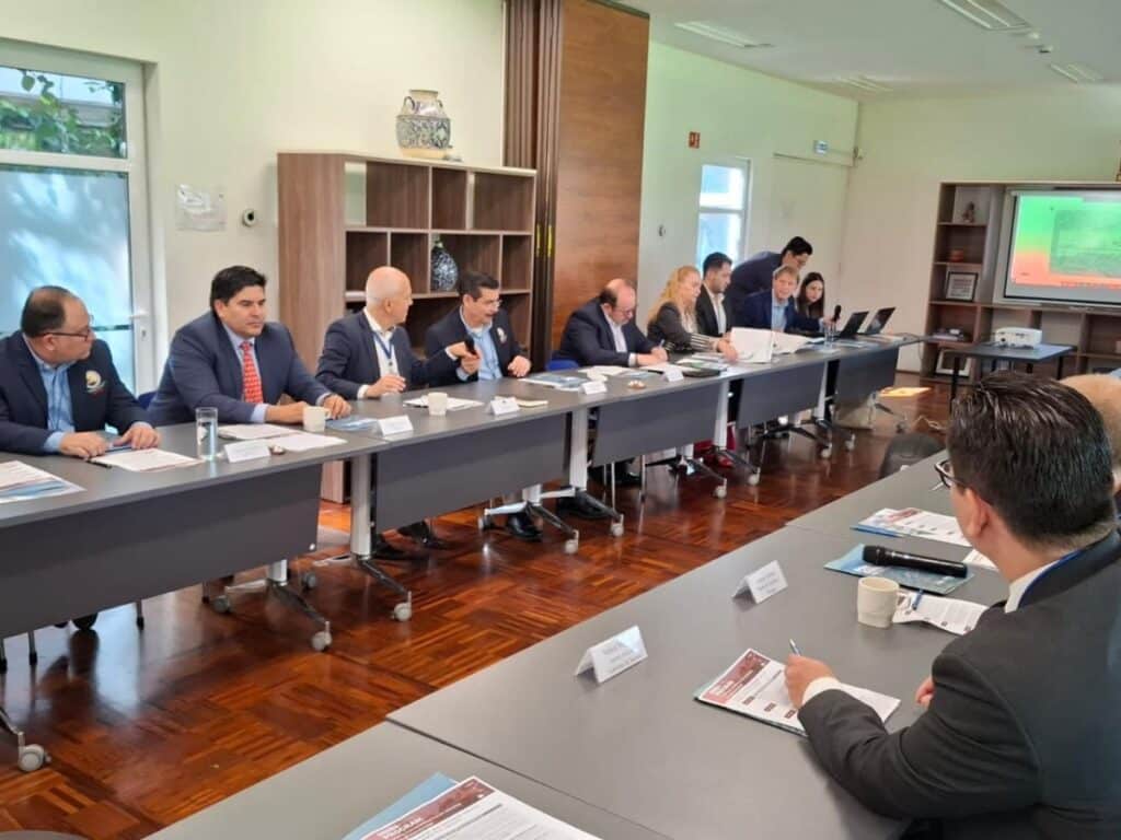 Gobierno de Sonora posiciona a Guaymas como el puerto estratégico del nearshoring en México 1 716