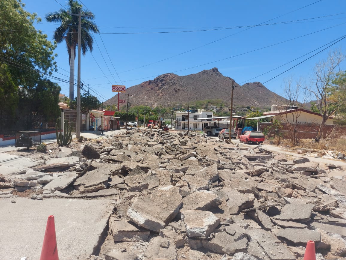 Inicia pavimentación en Las Delicias