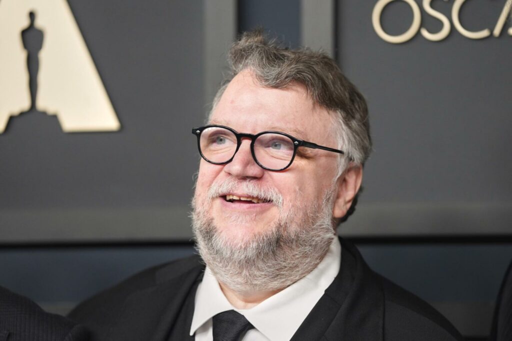 guillermo del toro 1536x1024 1