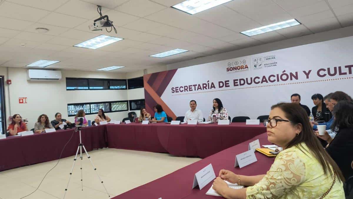 Capacita Gobierno de Sonora a docentes para innovar la práctica educativa con el uso de la Inteligencia Artificial: SEC
