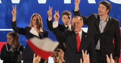 Karol Nawrocki gana elecciones presidenciales en Polonia tras una reñida segunda vuelta