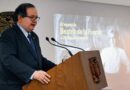 Rector de la UNAM reconoce legado de Beatriz de la Fuente como pionera para mujeres en la academia