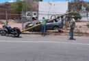 Resulta adulto mayor lesionado en aparatoso choque
