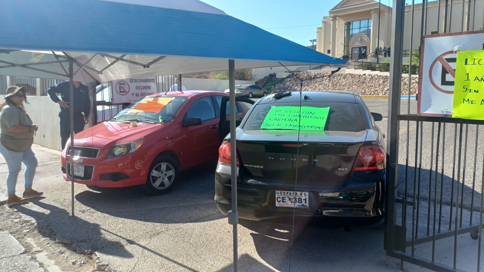 Bloquean acceso a Juzgado de lo Familiar