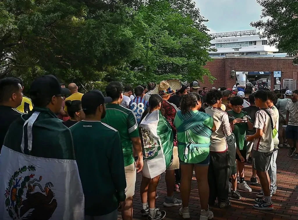 que no haya redadas contra mexicanos en partidos del tri en la copa oro sheinbaum a trump