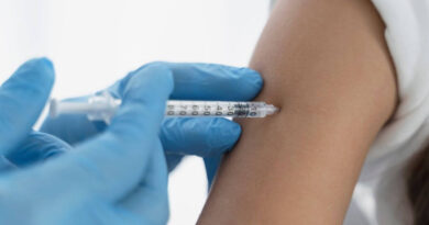 Inicia campaña de vacunación contra la influenza en población vulnerable en todo el país