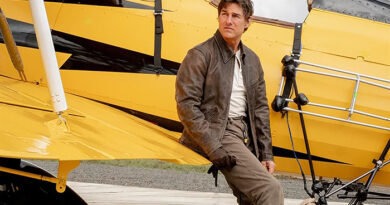 Otorgan Récord Guinness a Tom Cruise por realizar 16 saltos en paracaídas